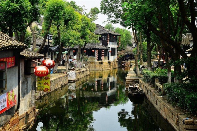 轻松问答,尽在水瓶女喜欢每天都聊天吗?水瓶女最喜欢的聊天模式是什么?蜗牛问答平台